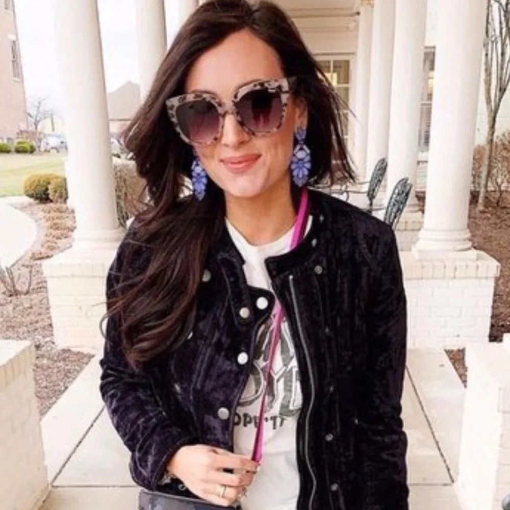 Stella & Dot | Heck Yes!🦄🧞‍♀️Lavender Statement Earrings - Picture 7 of 11